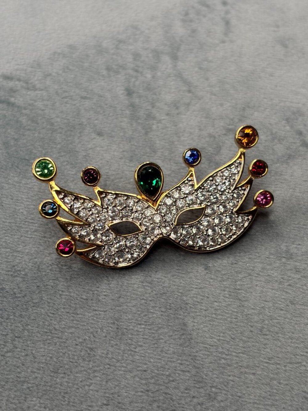 Swarovski Crystal Mardi Gras Mask Pin Brooch, Signed